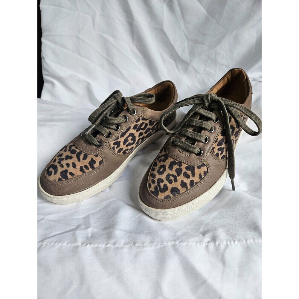 MYRA Leopard Print Leather Sneakers Women’s Lace Up Casual Animal Shoes Size 6‎
